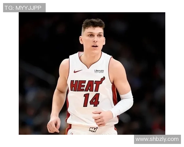 泰勒希罗的篮球之路：从新秀到明星的成长故事与挑战