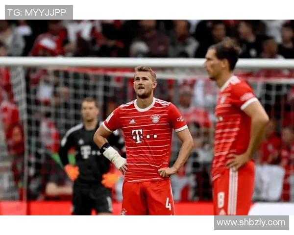 莱万领衔球队再创辉煌期待在新赛季中展现更强实力与风采 莱万领衔球队再创辉煌期待在新赛季中展现更强实力与风采