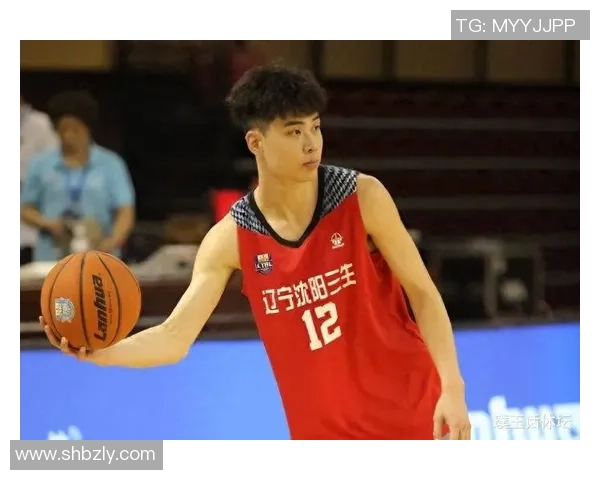 高诗岩:从青涩新星到篮球赛场的闪耀之星,见证成长与奋斗的传奇之路 高诗岩:从青涩新星到篮球赛场的闪耀之星,见证成长与奋斗的传奇之路